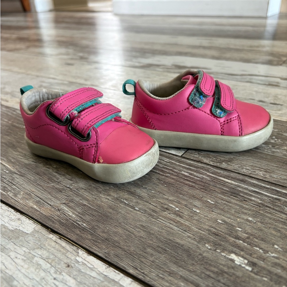 Ten Little Size 5 Pink Kids Shoes with Velcro Straps